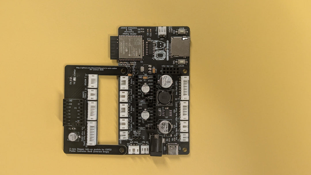 Z-axis add-on board stacked on the Emerald Dingo controller
